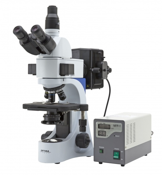 B-383FL - Mikroskop fluorescenn  trinokulrn